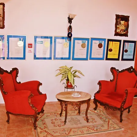 Szálloda Club Likya Apart *